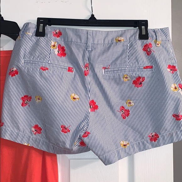 Old Navy Blue Pinstripe and Flowered Short - Picture 2 of 7